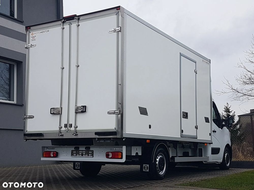 Renault MASTER 8EP CHŁODNIA MROŹNIA 4,21x2,11x2,01 IZOTERMA AGREGAT THERMO KING V-500 MAX GRZANIE KLIMA KRAJOWY - 29