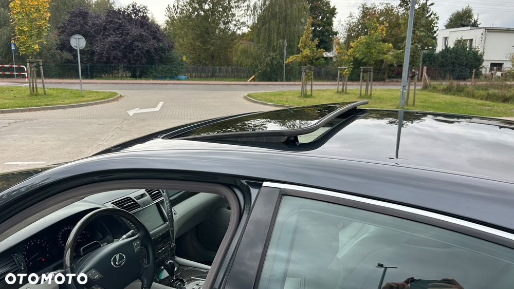Lexus LS - 37