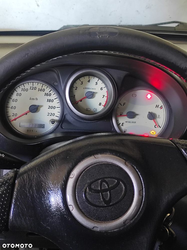 Toyota RAV4 2.0 VVT-i 4x4 - 12