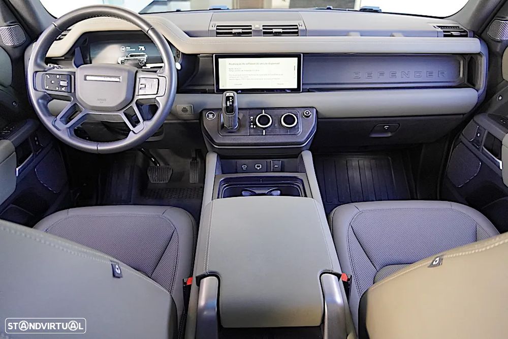 Land Rover Defender 2.0 P400e 110 AWD X-Dynamic SE - 30