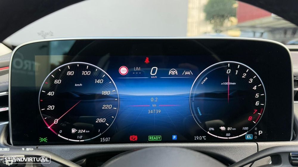 Mercedes-Benz E 300 e Avantgarde - 40