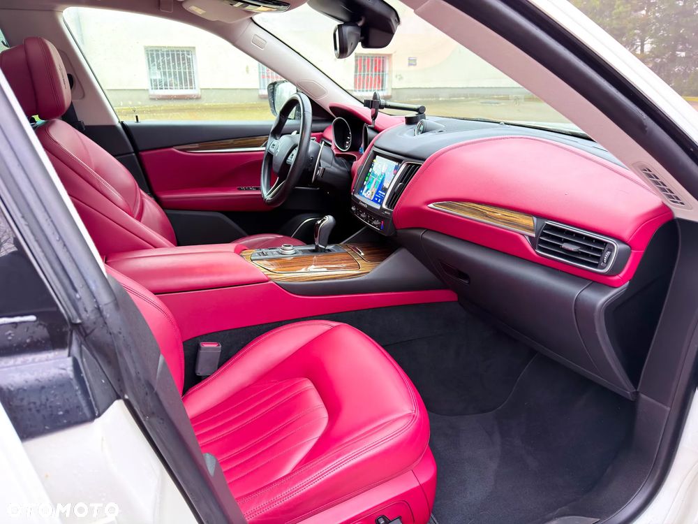 Maserati Levante S Q4 - 21