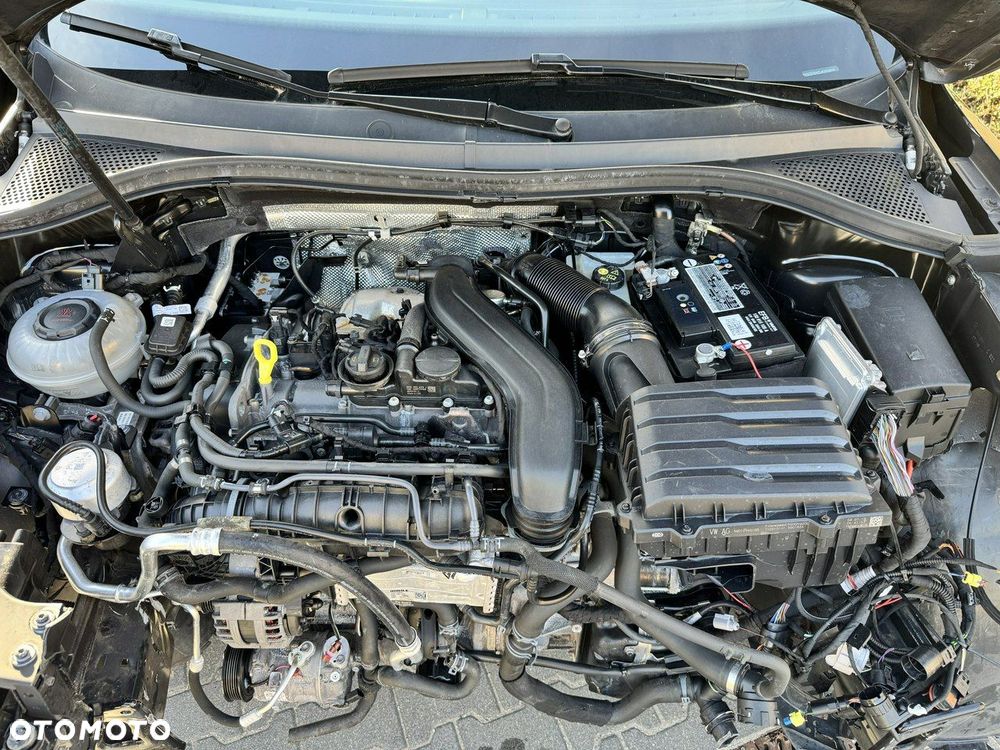 Volkswagen Tiguan - 16
