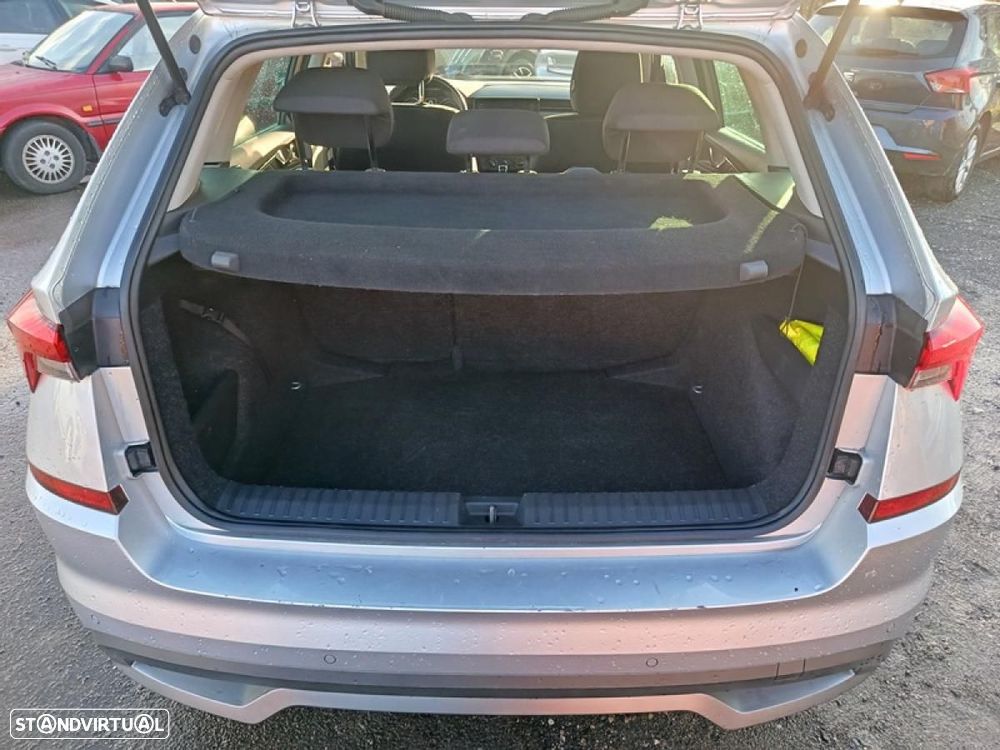 Skoda Kamiq 1.0 TSI DSG - 11