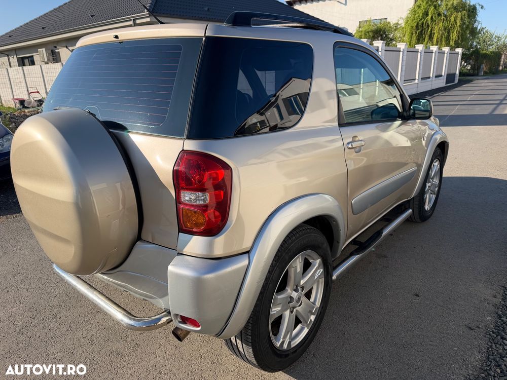 Toyota RAV4 2.0 VIP - 3