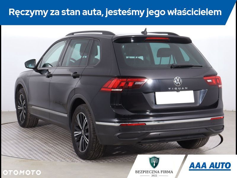 Volkswagen Tiguan - 6