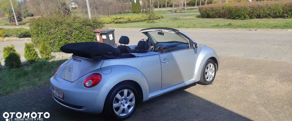 Volkswagen New Beetle - 10