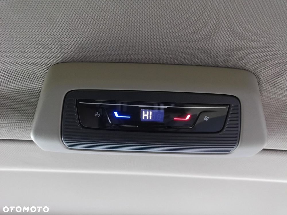 Volkswagen Multivan 1.4 TSI eHybrid PHEV 160kW L1 DSG - 34