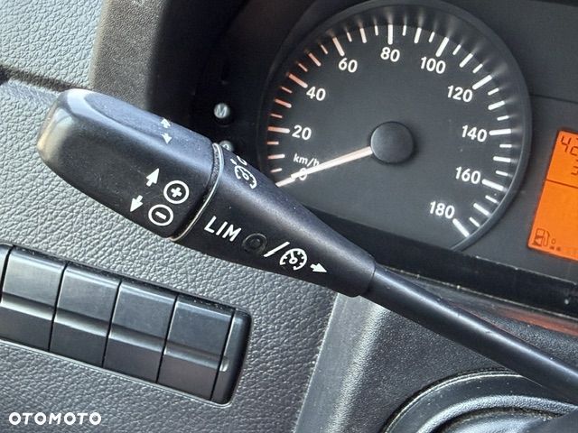Mercedes-Benz SPRINTER - 14