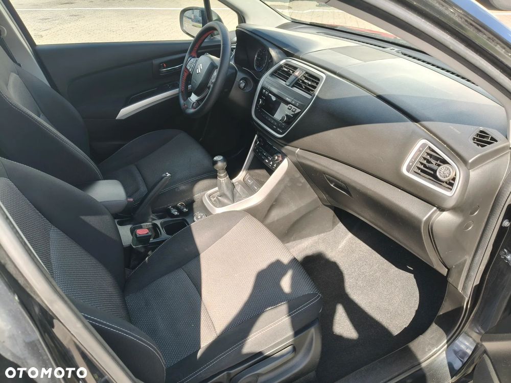 Suzuki SX4 S-Cross - 11