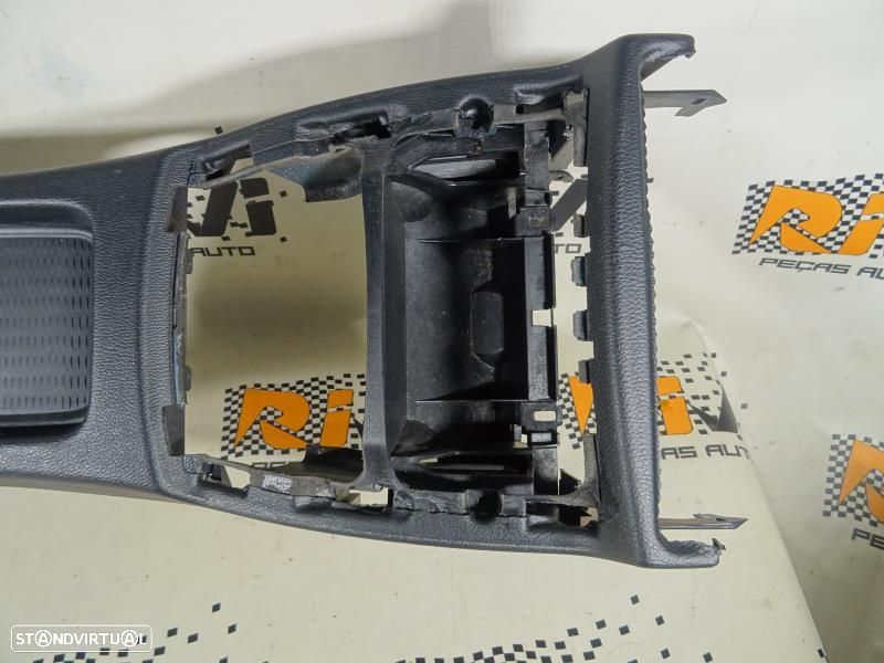 Consola Central Bmw 3 Coupé (E92)  Consola Central Traseira Bmw E92 - 5