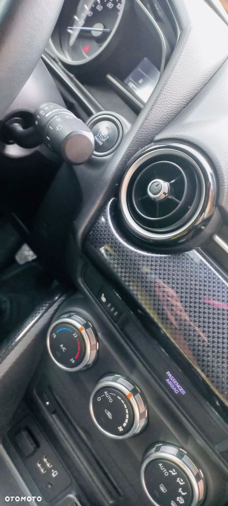 Mazda 2 SKYACTIV-G 90 KIZOKU - 14