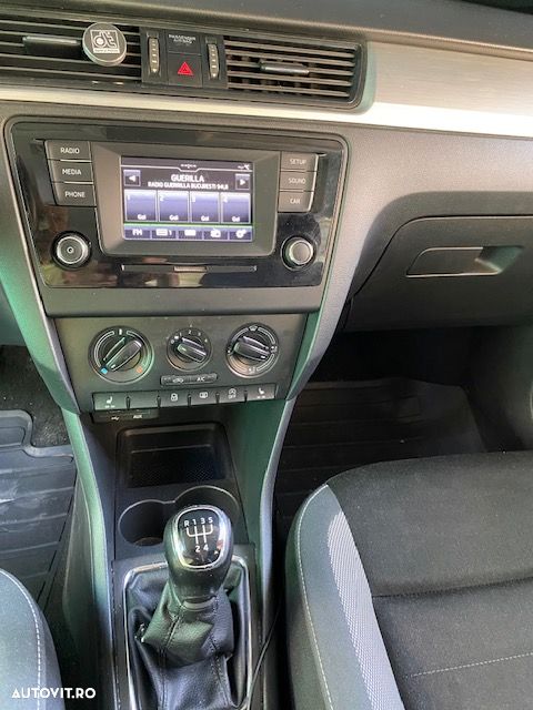 Skoda RAPID 1.2 TSI Ambition - 9