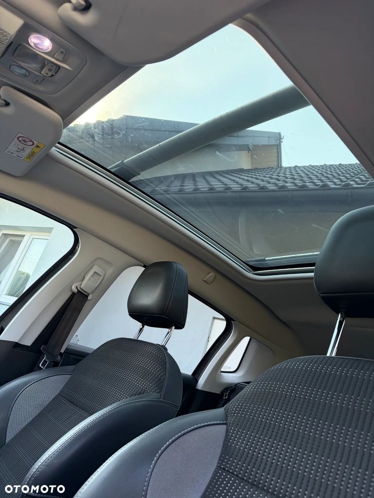 Peugeot 2008 1.2 PureTech Active S&S - 5