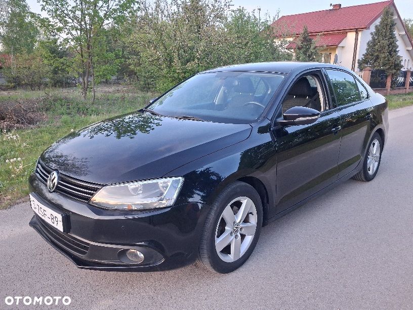 Volkswagen Jetta 1.2 TSI BlueMotion Technology Life - 1