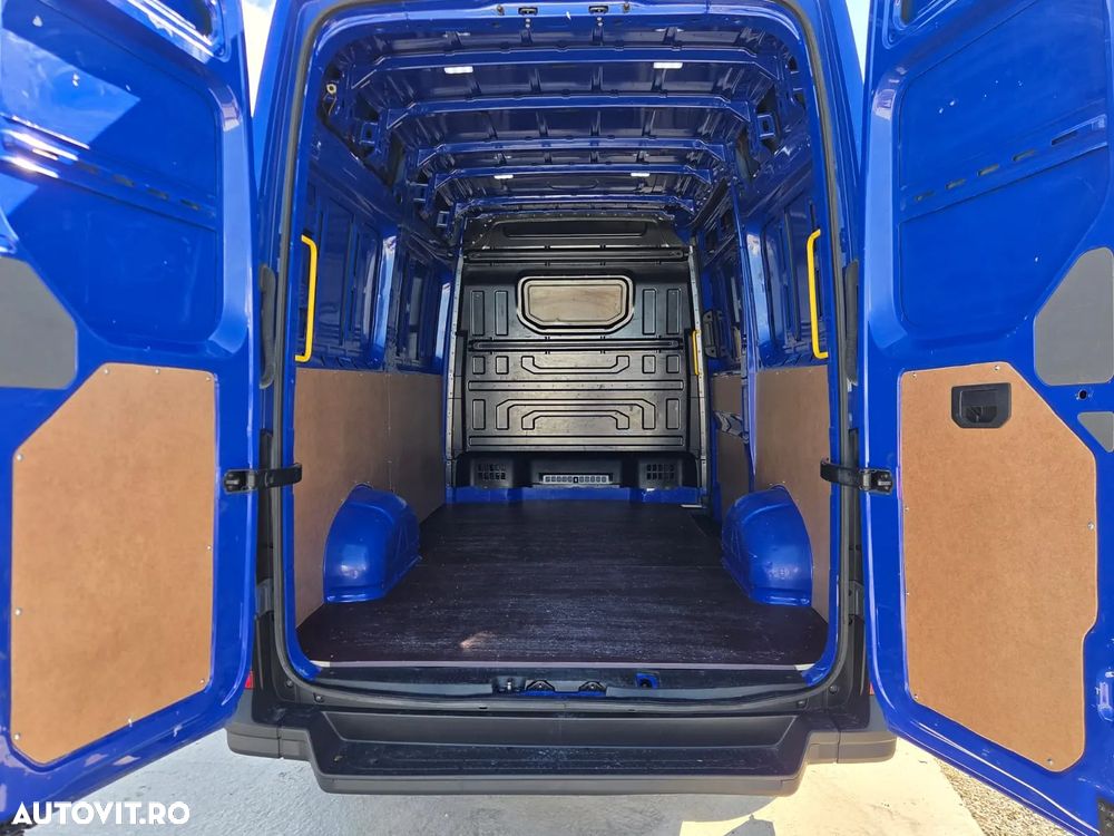 Volkswagen New Crafter L3H2 - 10