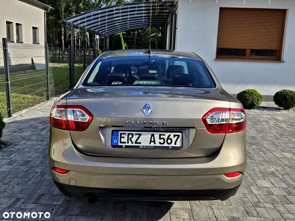 Renault Fluence 1.6 16V Limited - 10