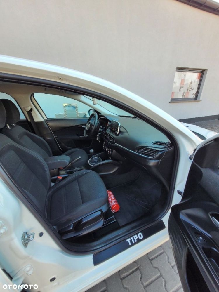 Fiat Tipo 1.4 T-Jet Lounge - 18