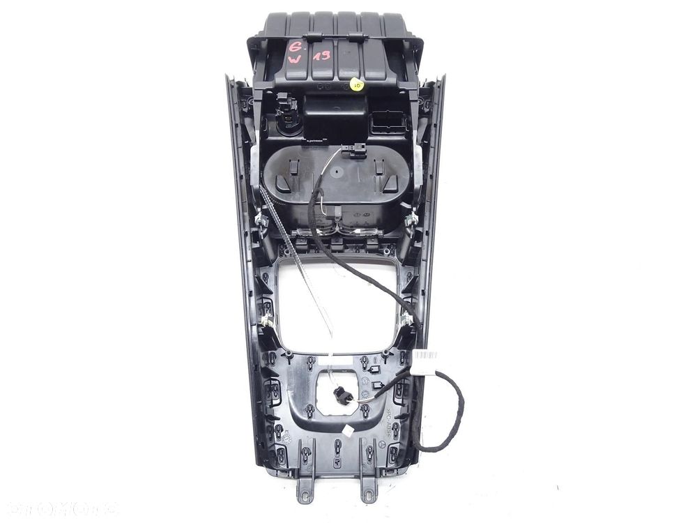 OSŁONA DEKOR TUNELU ŚRODKOWEGO SCHOWEK A1776805701 MERCEDES W177 A KLASA - 7