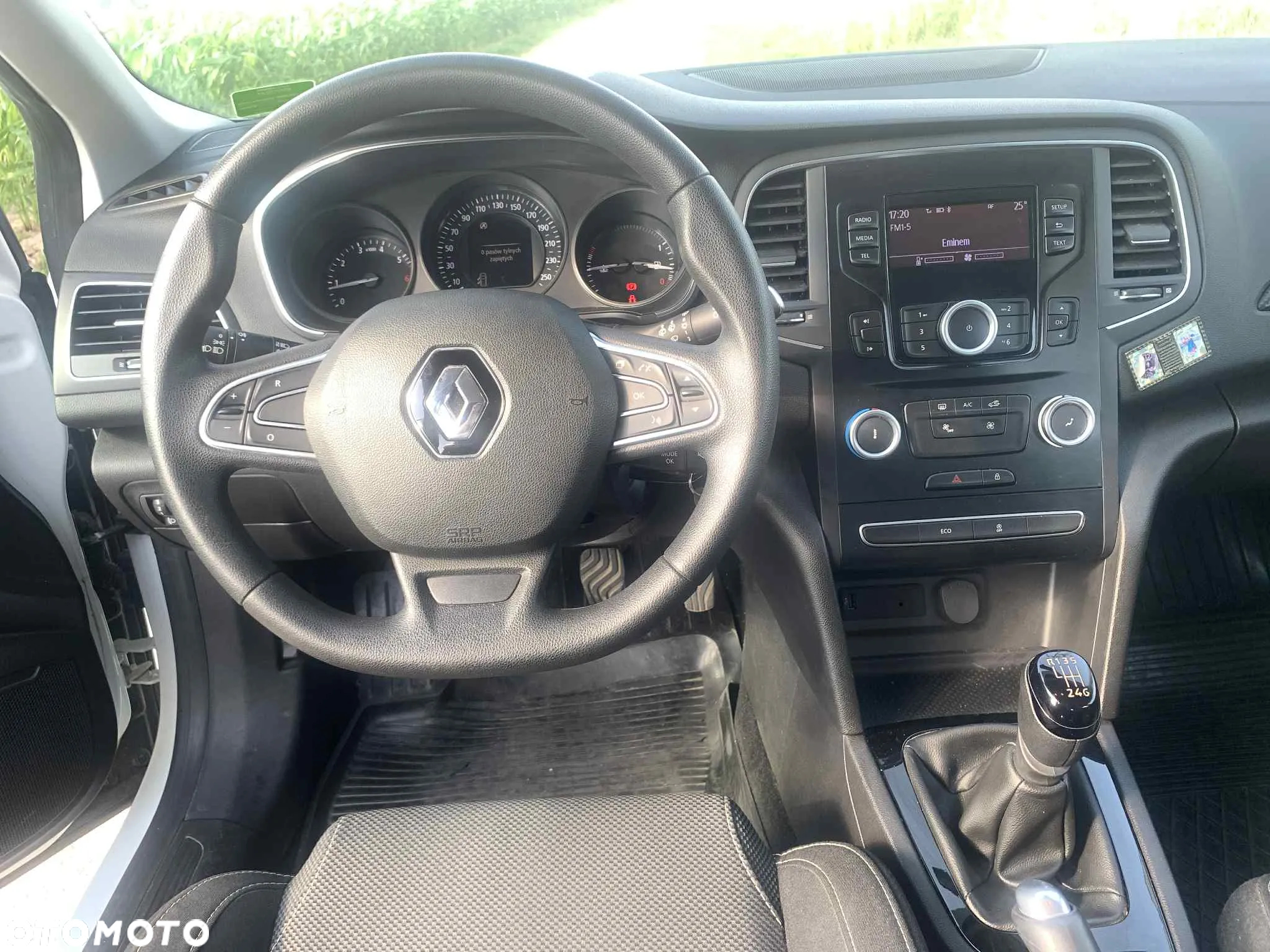 Renault Megane 1.2 Energy TCe Life - 4