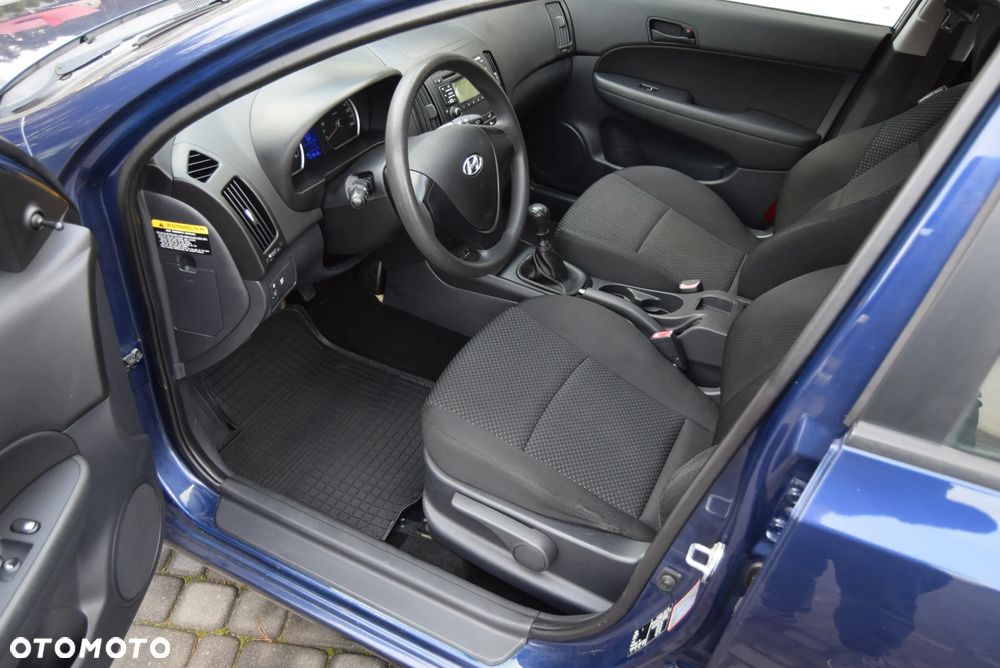 Hyundai i30 1.4 Base - 7