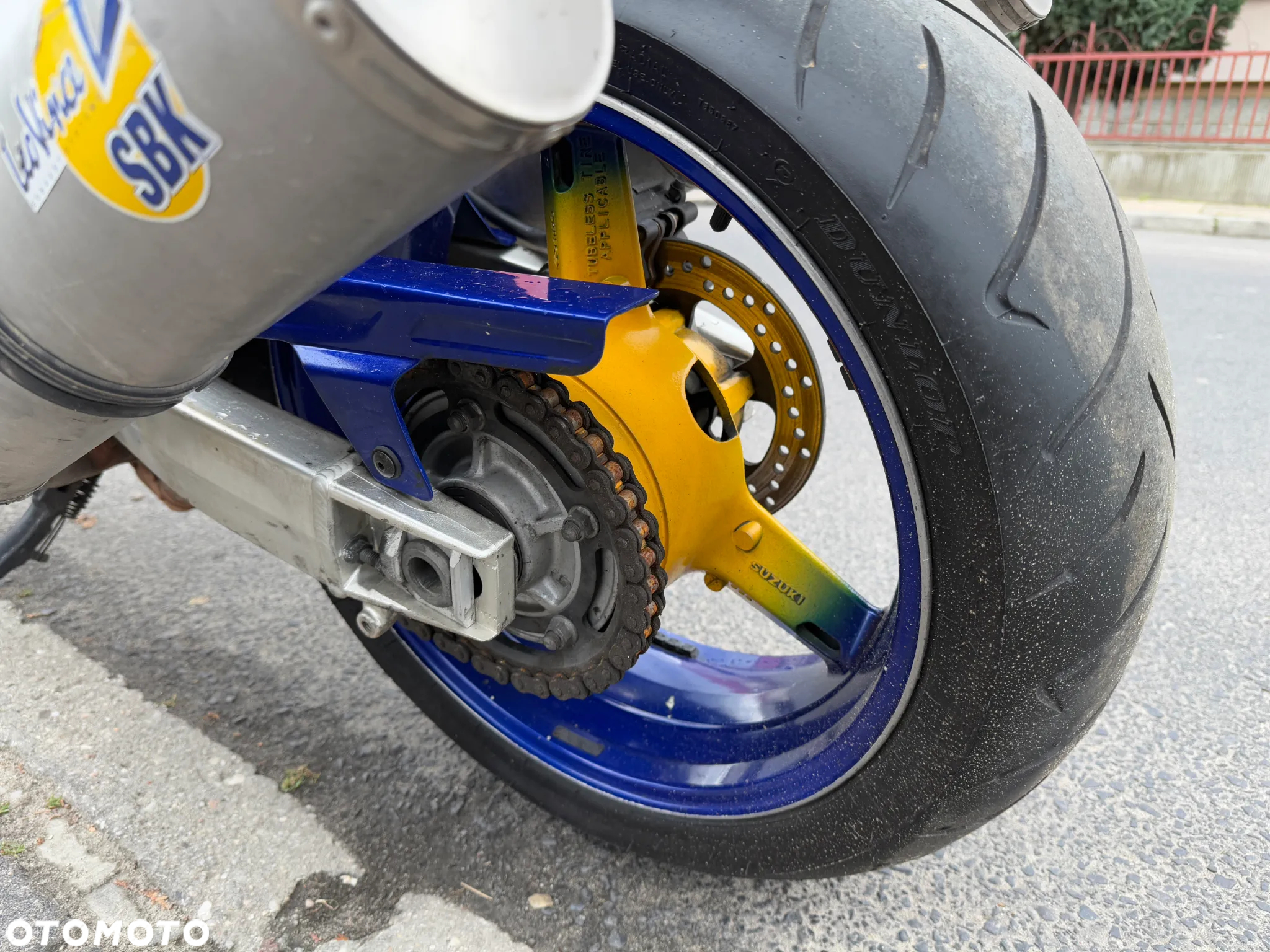 Suzuki SV - 27