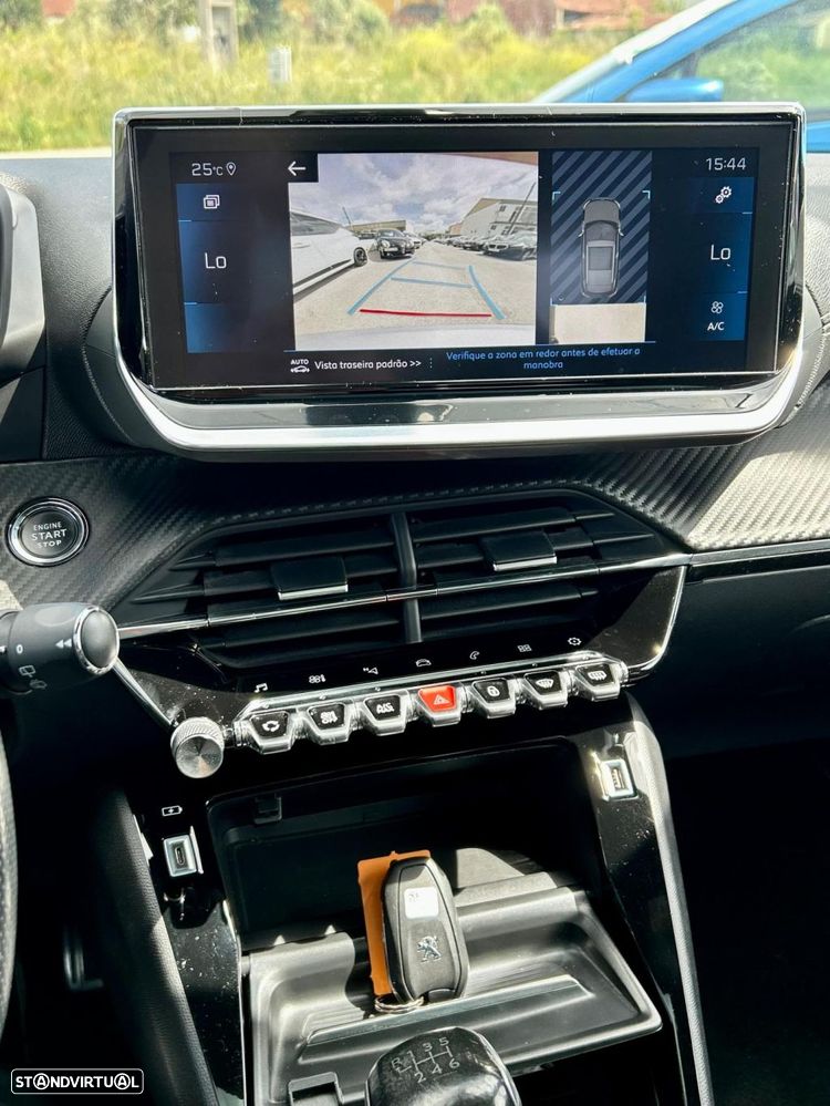 Peugeot 2008 1.2 PureTech GT Line - 8