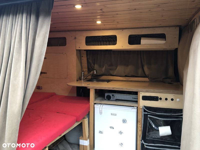 Volkswagen Transporter L - 8