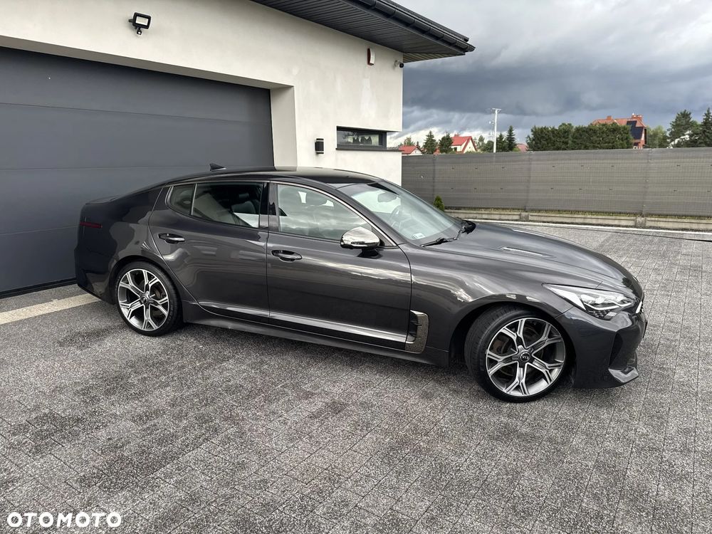 Kia Stinger 2.0 T-GDI GT Line - 12