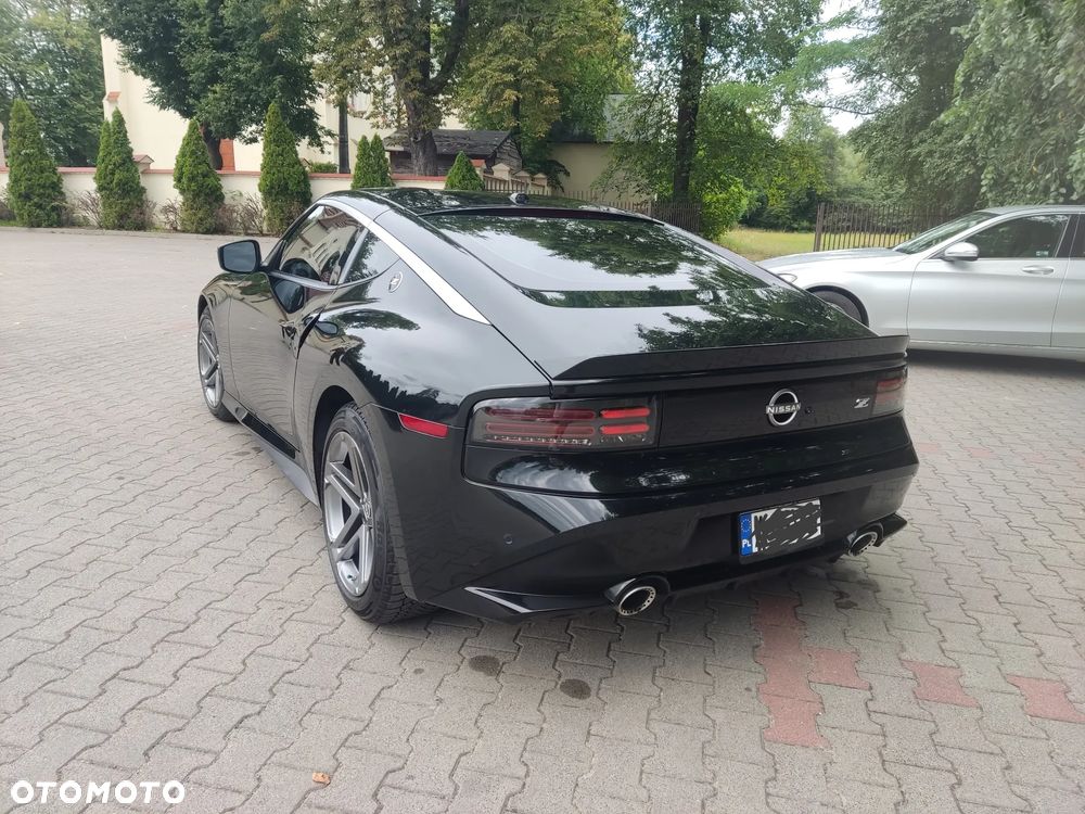Nissan 400 Z - 11