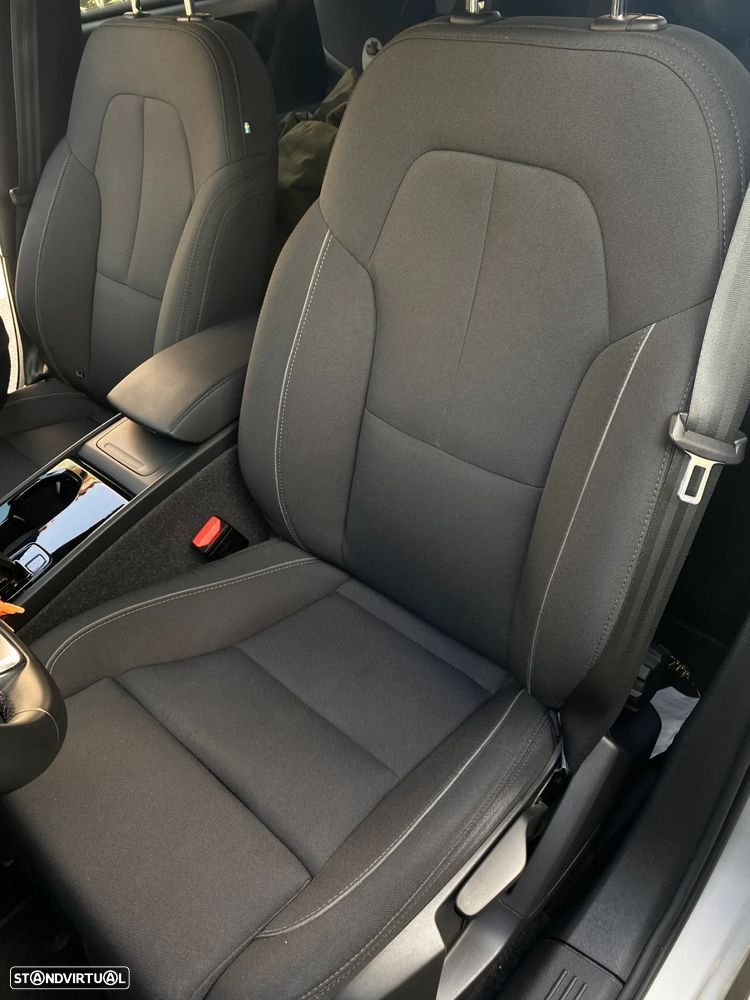 Volvo XC 40 Recharge Plus - 11