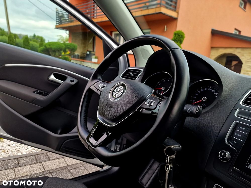 Volkswagen Polo 1.2 TSI BMT Comfortline - 17