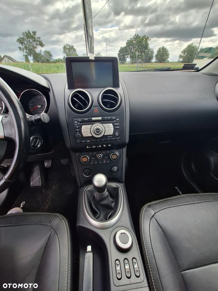 Nissan Qashqai 2.0 4 x 4 tekna - 13