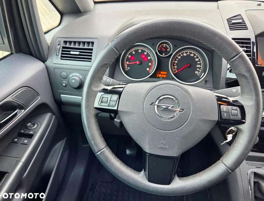 Opel Zafira 1.8 Active - 35