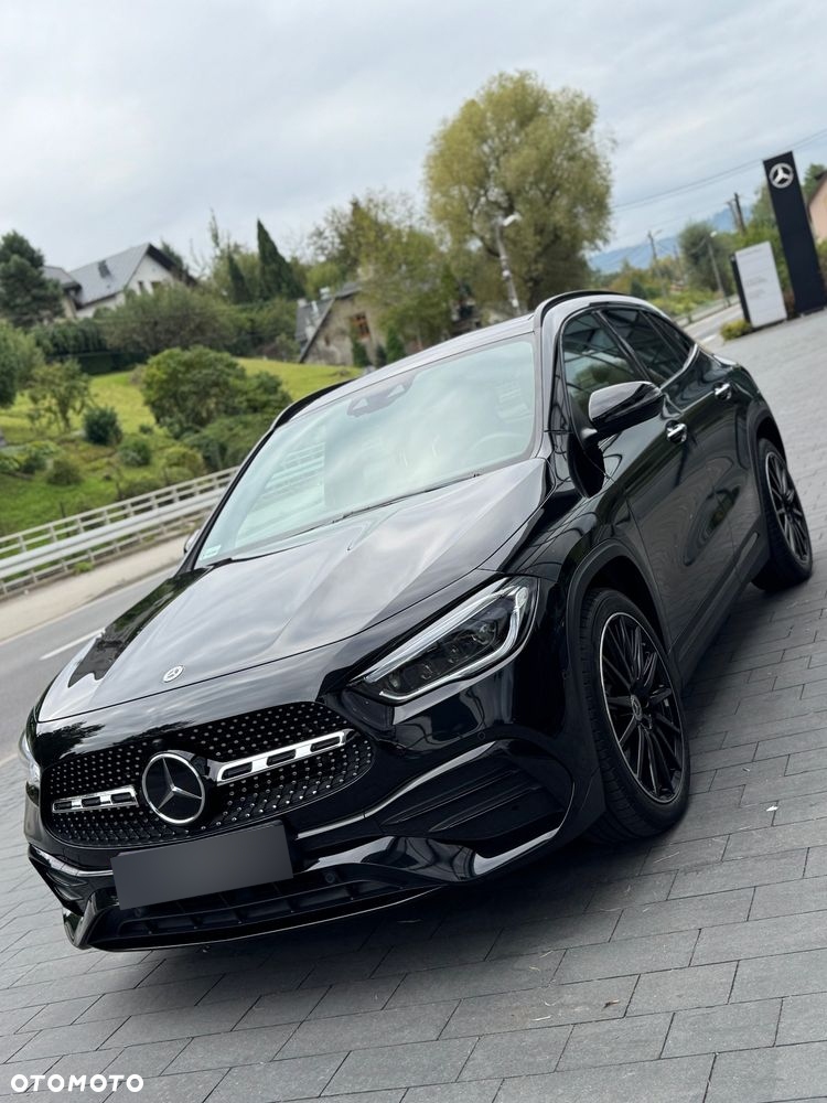 Mercedes-Benz GLA 200 d 4-Matic - 19