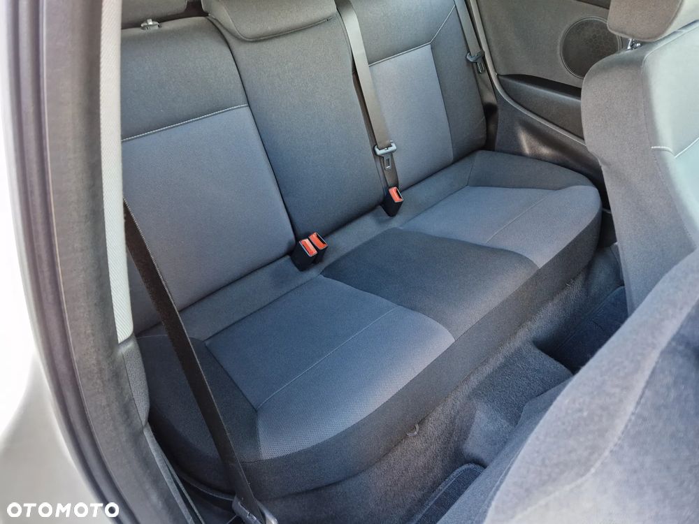 Opel Astra GTC 1.6 Catch me - 21