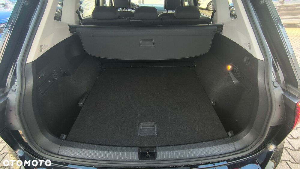 Volkswagen Tiguan Allspace - 12