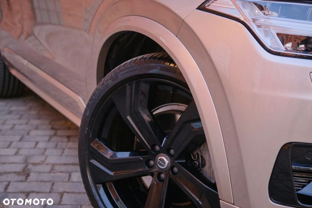 Volvo XC 90 B5 D AWD Ultimate Dark 7os - 5
