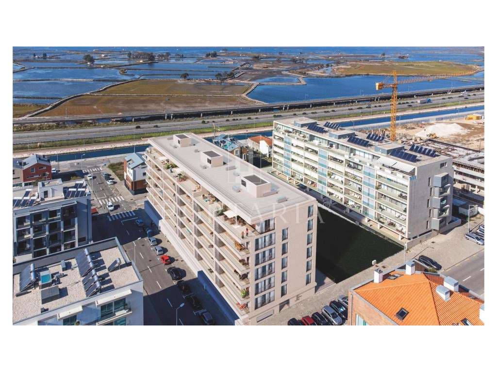 Apartamento T4 novo com vista para as salinas da Ria de Aveiro - Grande imagem: 2/22