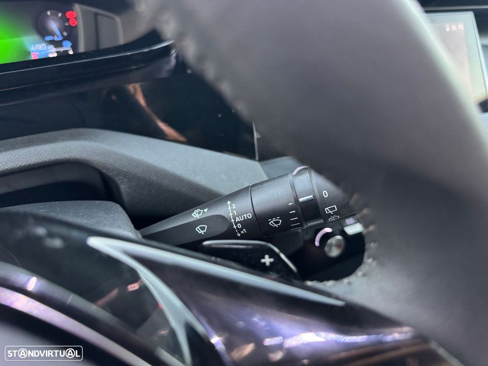 Peugeot 308 1.2 PureTech Allure Pack EAT8 - 23