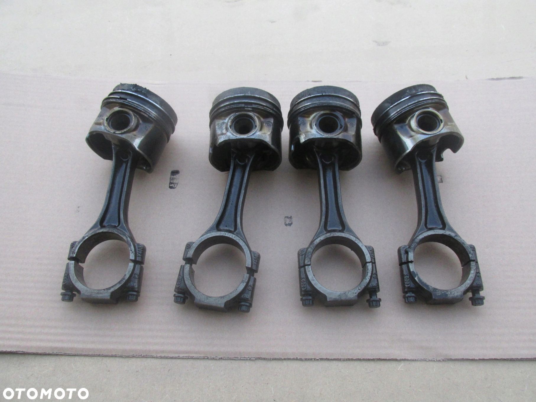 VW T5 LIFT 2.0 BiTDI CFCA 180 KM tłok korbowód - 1