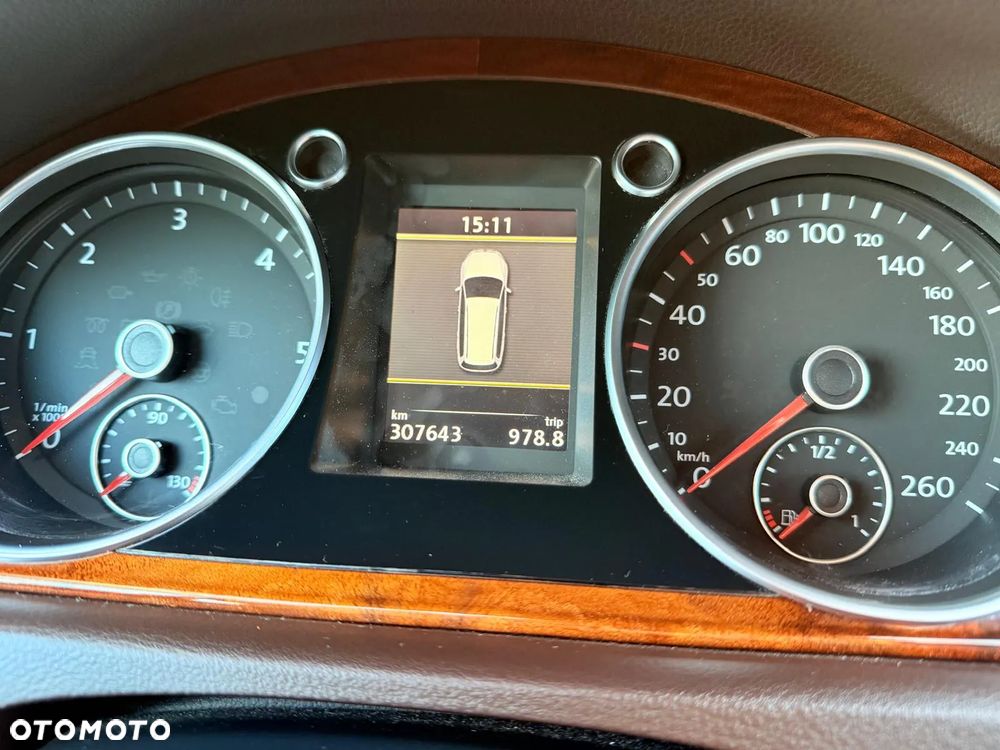 Volkswagen Passat Variant 2.0 Blue TDI SCR Trendline - 22