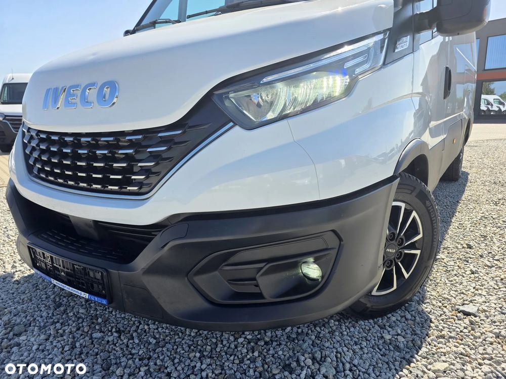 Iveco IVECO 35S18 3.0 HPI 180 KONNY ŚREDNI AUTOMAT KLIMA ALUFELGI LED NAVIGACJA - 10