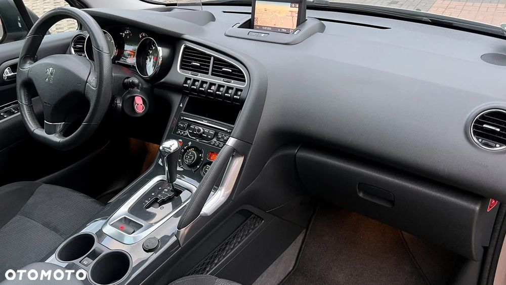Peugeot 3008 HDi FAP 165 Automatik Platinum - 6