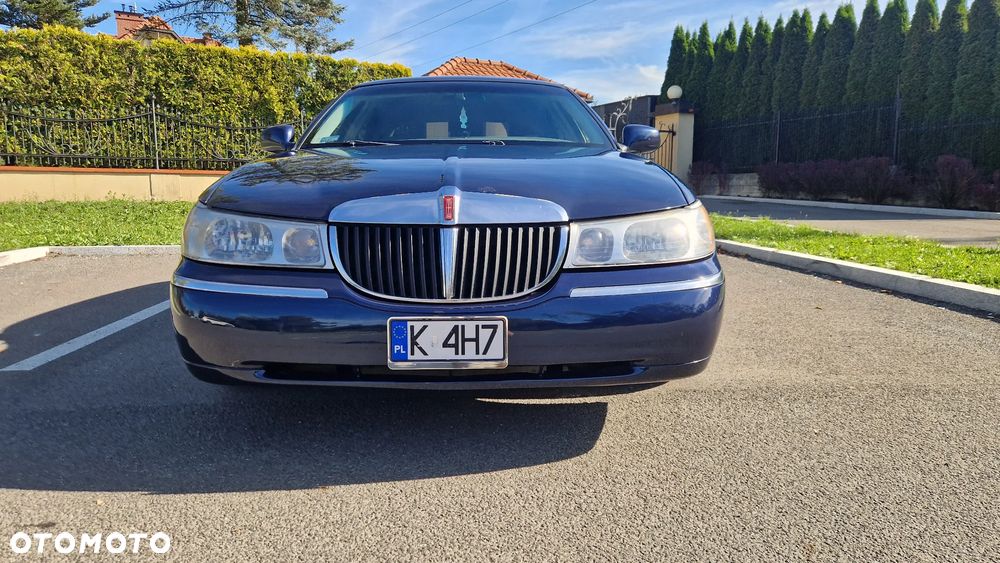 Lincoln Town Car 4.6 Signature - 2