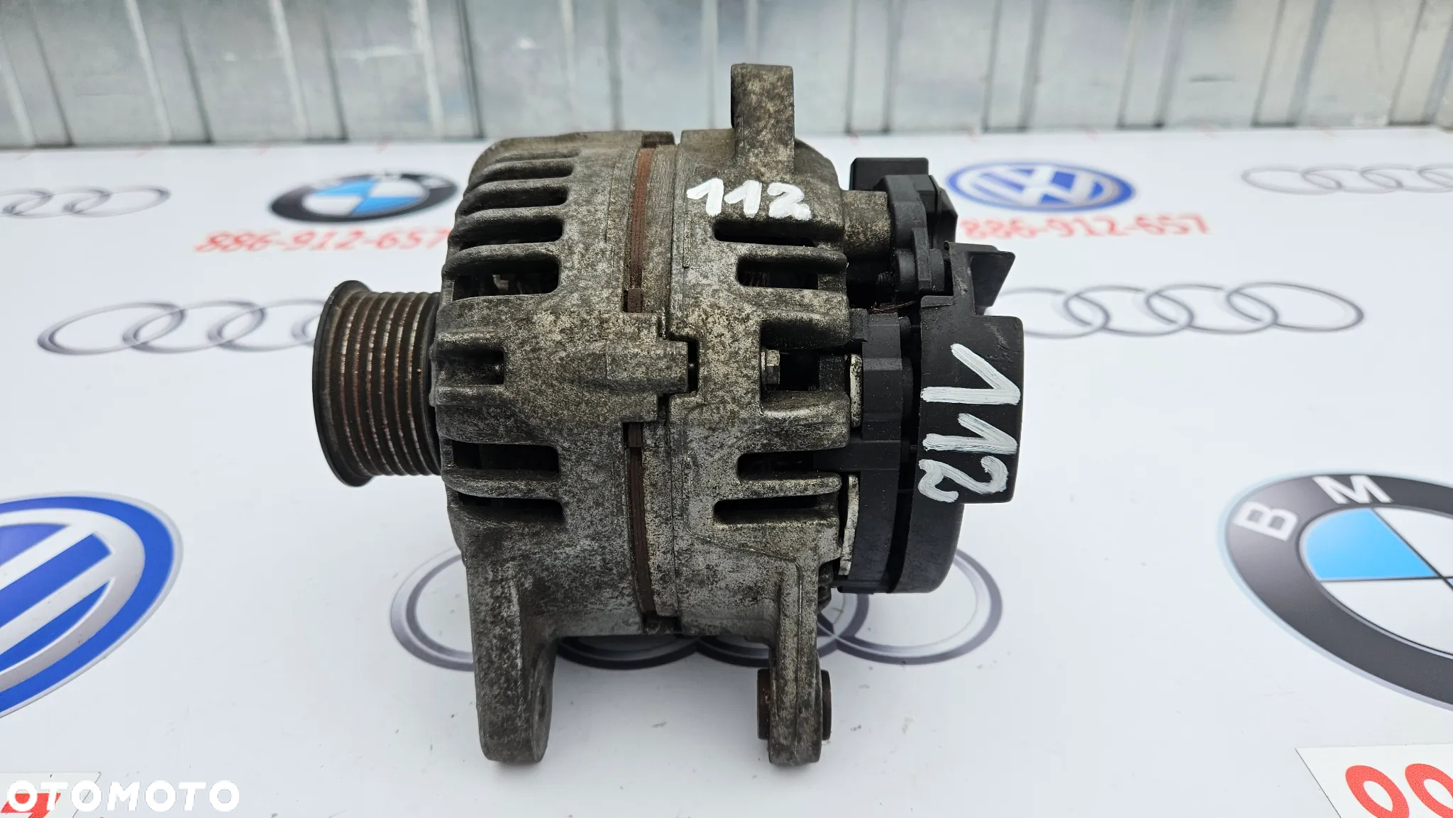 Renault Twingo 2 II 1.2 TCE Alternator 8200660037 BOSCH 90A - 3