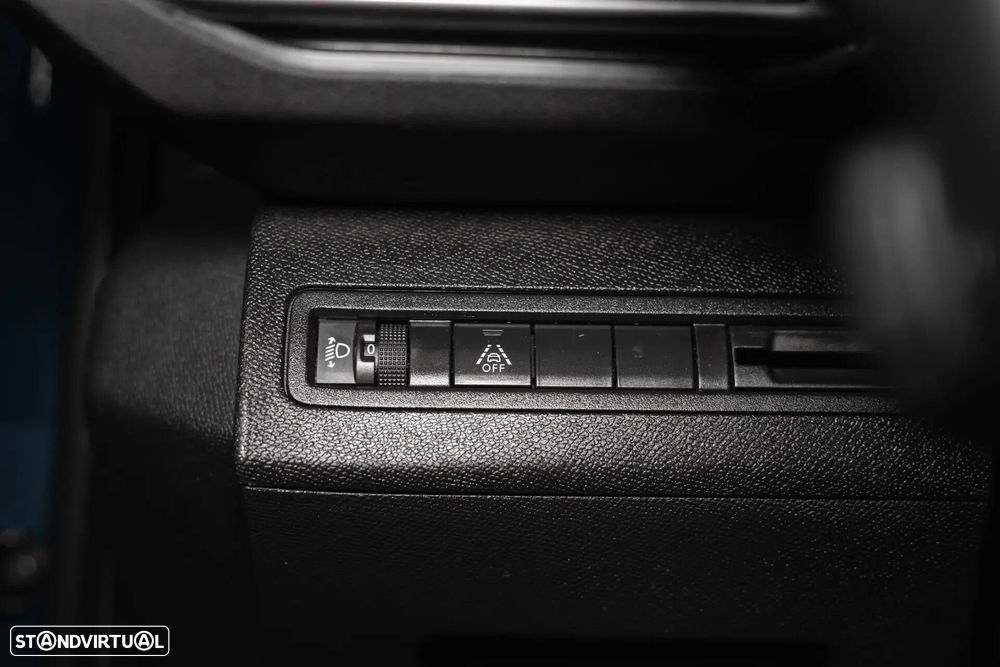 Peugeot 5008 BlueHDI 130 EAT8 Allure - 26
