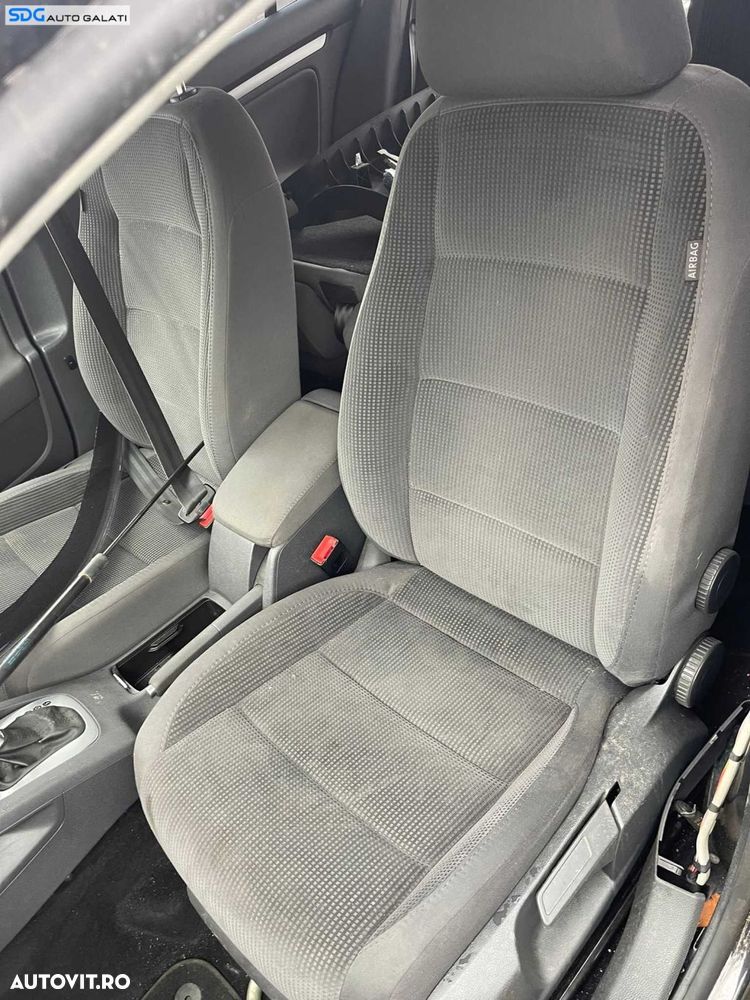 Scaun Textil Fara Incalzire Stanga Fata Sofer Volkswagen Golf 5 2004 - 2008 - 1
