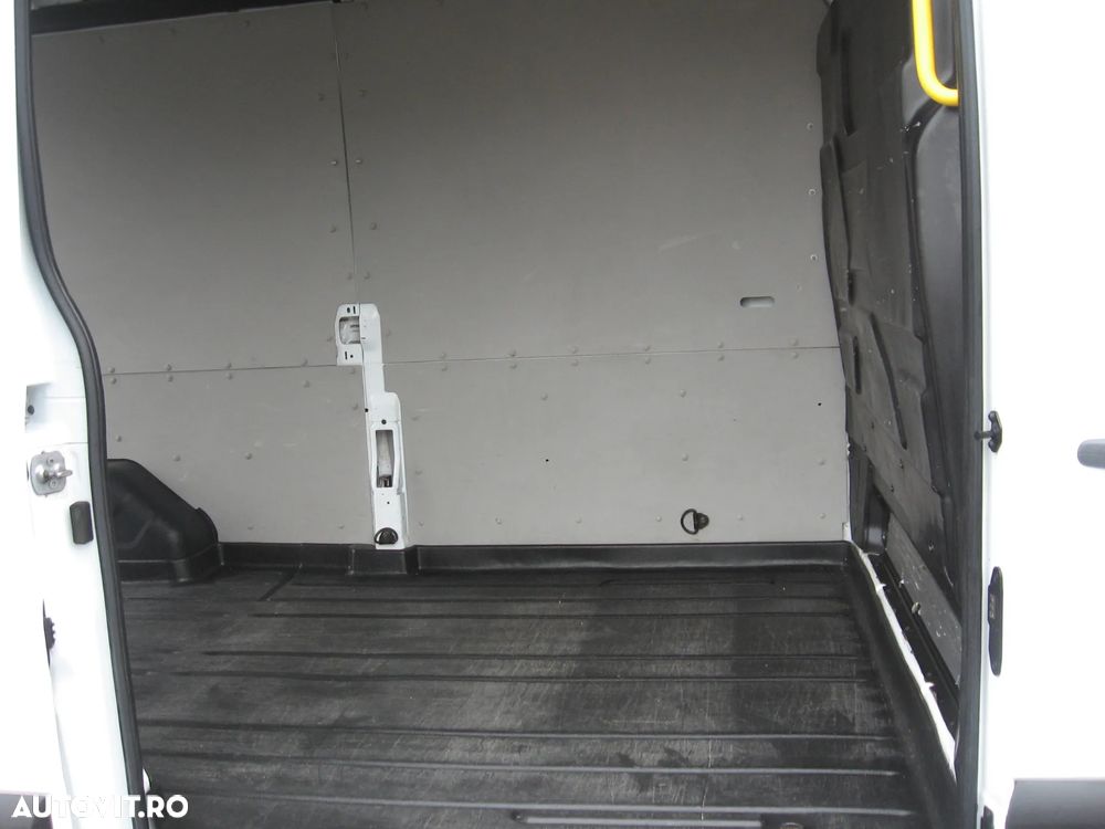 Ford Transit - 8