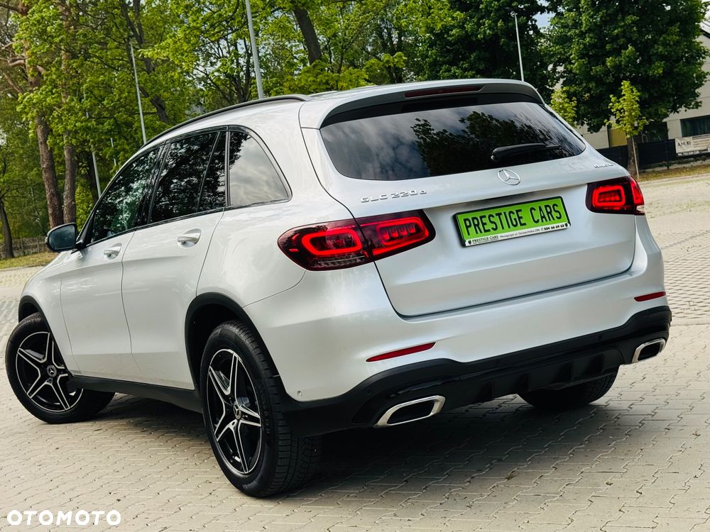 Mercedes-Benz GLC 220 d 4Matic 9G-TRONIC AMG Line Plus - 14